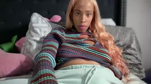 cum2charmxx online show from 02-18-26, 02:40