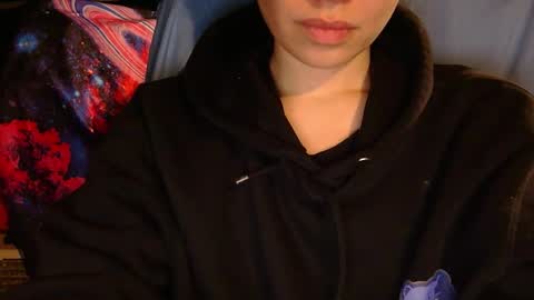 Angela online show from 10-29-25, 01:35