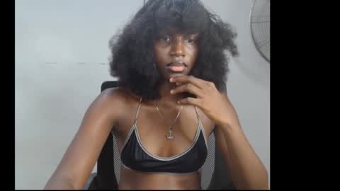 sophie online show from 03-12-26, 07:03