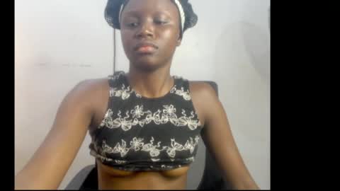 sophie online show from 04-13-26, 06:19