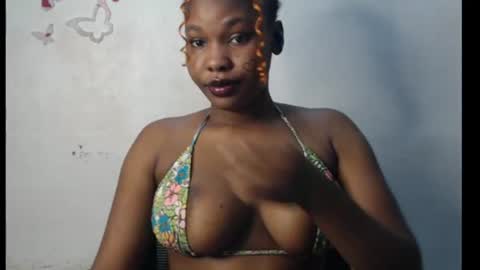 Snapshot of cum_ebony_xxxpetit chatting on 06-29-26, 01:45 Teeha online show from 06-29-26, 01:45