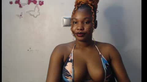 Snapshot of cum_ebony_xxxpetit chatting on 06-30-26, 01:06 Teeha online show from 06-30-26, 01:06
