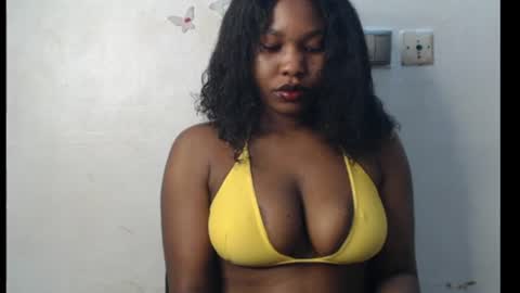 Snapshot of cum_ebony_xxxpetit chatting on 07-04-26, 01:01 Teeha online show from 07-04-26, 01:01