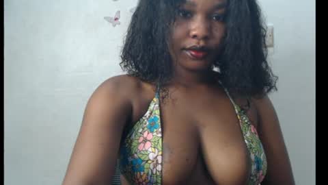 Snapshot of cum_ebony_xxxpetit chatting on 07-07-26, 12:57 Teeha online show from 07-07-26, 12:57
