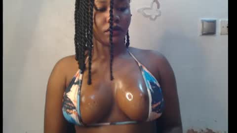 Snapshot of cum_ebony_xxxpetit chatting on 07-23-26, 01:08 Teeha online show from 07-23-26, 01:08