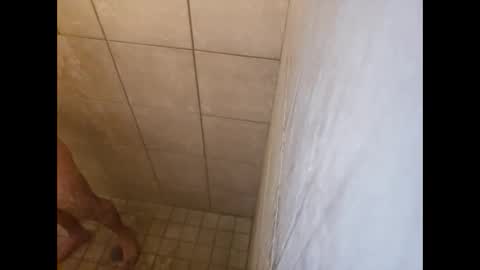 Snapshot of cummachine2022 chatting on 09-26-25, 02:26 cummachine2022 online show from 09-26-25, 02:26