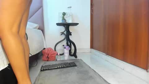 Snapshot of cummingurl chatting on 02-22-26, 08:18 Paulina online show from 02-22-26, 08:18