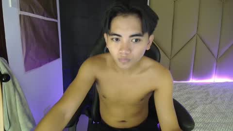 Snapshot of cummingyu chatting on 02-13-25, 07:03 cummingyu online show from 02-13-25, 07:03