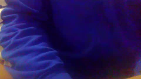 Snapshot of cumnridewa chatting on 05-19-26, 11:33 cumtowa online show from 05-19-26, 11:33