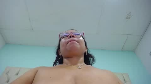 Snapshot of cumontitsxxx chatting on 12-18-25, 11:16 Cumontitsxxx online show from 12-18-25, 11:16