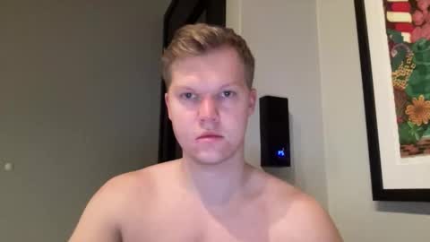 Snapshot of cumslutrico chatting on 11-11-25, 08:20 Cumslut Rico online show from 11-11-25, 08:20