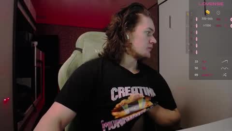 Snapshot of cumzan_ chatting on 02-24-26, 09:40 Tarzan online show from 02-24-26, 09:40