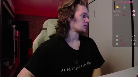 Snapshot of cumzan_ chatting on 02-27-26, 07:03 Tarzan online show from 02-27-26, 07:03