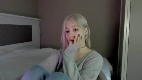 Snapshot of cupcakesoul chatting on 04-05-26, 02:03 cupcakesoul online show from 04-05-26, 02:03