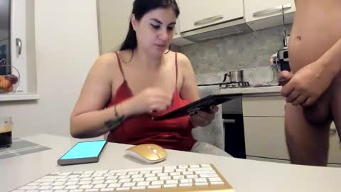 maria  alex online show from 04-11-26, 01:10