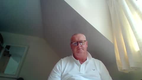 Snapshot of curiousax77 chatting on 04-21-26, 12:44 curiousax77 online show from 04-21-26, 12:44