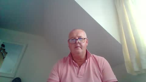 Snapshot of curiousax77 chatting on 05-19-26, 10:54 curiousax77 online show from 05-19-26, 10:54