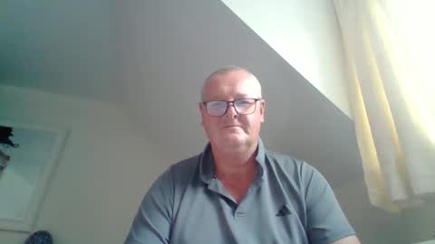 Snapshot of curiousax77 chatting on 06-05-26, 11:38 curiousax77 online show from 06-05-26, 11:38