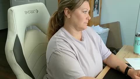 curious couple online show from 02-03-25, 03:27