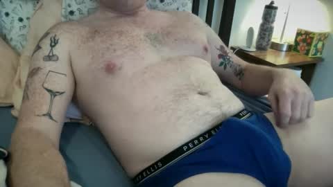 Snapshot of curiousmax18 chatting on 04-23-26, 05:37 Maxx online show from 04-23-26, 05:37