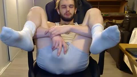 Snapshot of curiouss25 chatting on 02-10-26, 05:17 curiouss25 online show from 02-10-26, 05:17