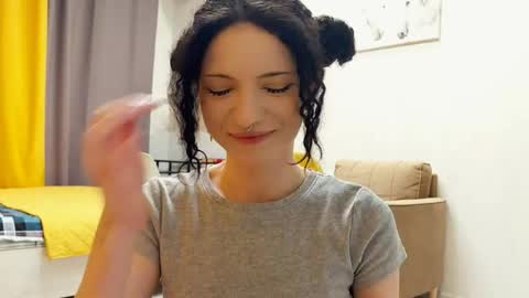 Kira online show from 05-01-26, 11:31