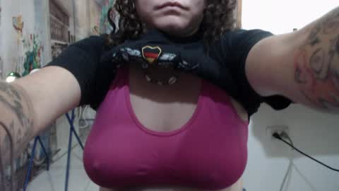 Vannesa online show from 04-08-26, 01:05