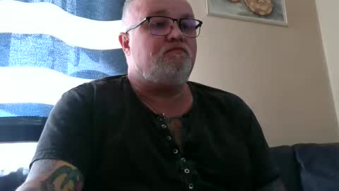 curtus14 online show from 04-18-26, 09:46