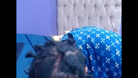 Snapshot of curveychubbyzoe chatting on 02-16-26, 07:32 curveychubbyzoe online show from 02-16-26, 07:32