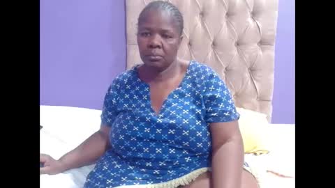 Snapshot of curveychubbyzoe chatting on 03-02-26, 08:21 curveychubbyzoe online show from 03-02-26, 08:21