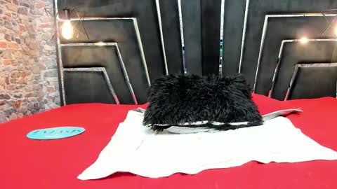 Alyanna  online show from 10-18-25, 12:06