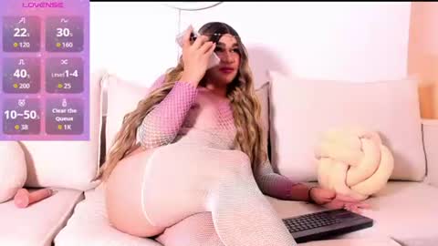 Snapshot of curvy_emmy chatting on 07-14-26, 06:57 Ammy Sanchez IG Sanchezamy96 online show from 07-14-26, 06:57