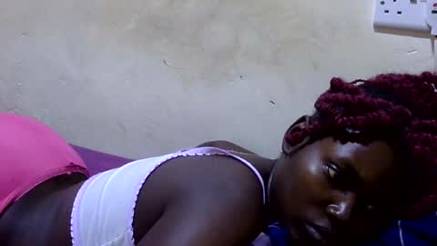 curvy_queen12 online show from 07-15-26, 05:02