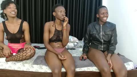 curvy_shirly online show from 03-01-26, 12:12