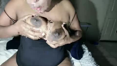 Snapshot of curvybae45 chatting on 04-08-26, 01:55 curvybae45 online show from 04-08-26, 01:55