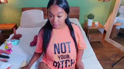 Danna online show from 06-28-26, 06:25