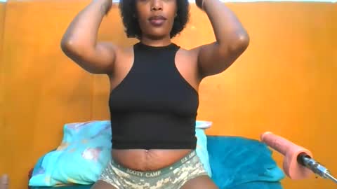 curvylyin online show from 02-25-26, 07:51