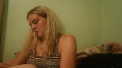 curvymom2025 online show from 10-13-25, 12:21