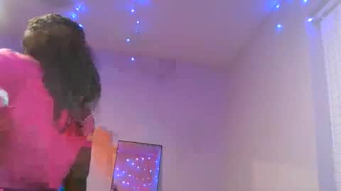 Snapshot of curvyychocolate chatting on 02-11-25, 12:17 curvyychocolate online show from 02-11-25, 12:17