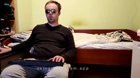 cute69696969 online show from 03-11-25, 08:09