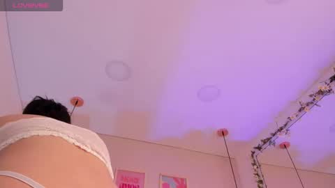 Amber  online show from 11-14-25, 09:24