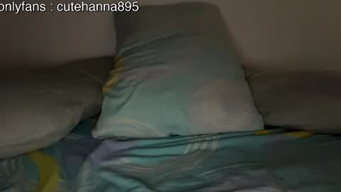 Snapshot of cute_cat12 chatting on 06-03-26, 02:33 cute online show from 06-03-26, 02:33