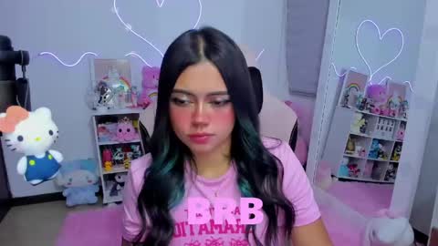 Snapshot of cute_dani__ chatting on 05-06-26, 08:30 Dani online show from 05-06-26, 08:30