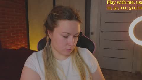 Snapshot of cute_darina chatting on 12-07-24, 04:42 Everyday stream in the same time online show from 12-07-24, 04:42