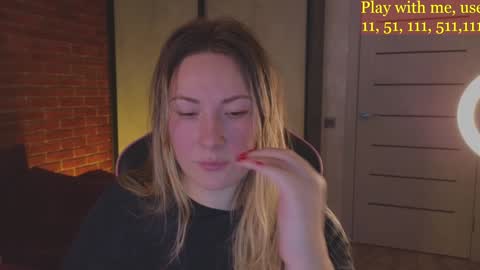 Snapshot of cute_darina chatting on 12-08-24, 05:18 Everyday stream in the same time online show from 12-08-24, 05:18