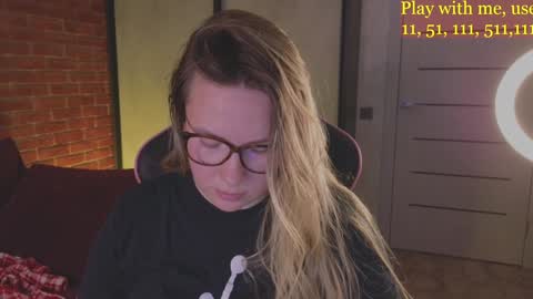 Snapshot of cute_darina chatting on 12-13-24, 05:27 Everyday stream in the same time online show from 12-13-24, 05:27