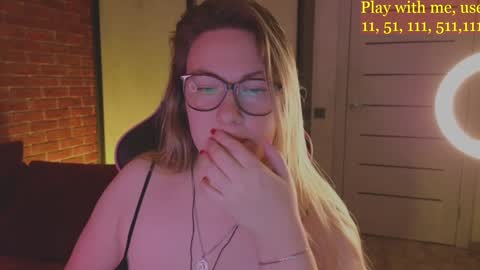 Snapshot of cute_darina chatting on 12-13-24, 11:34 Everyday stream in the same time online show from 12-13-24, 11:34