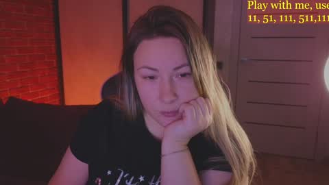 Snapshot of cute_darina chatting on 01-09-25, 07:42 Everyday stream in the same time online show from 01-09-25, 07:42