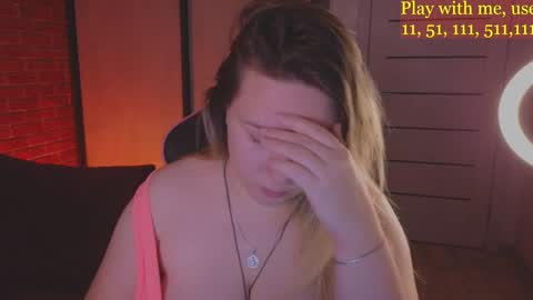 Snapshot of cute_darina chatting on 01-10-25, 04:12 Everyday stream in the same time online show from 01-10-25, 04:12