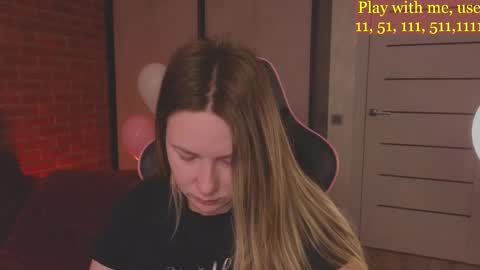 Snapshot of cute_darina chatting on 02-15-25, 01:53 Everyday stream in the same time online show from 02-15-25, 01:53